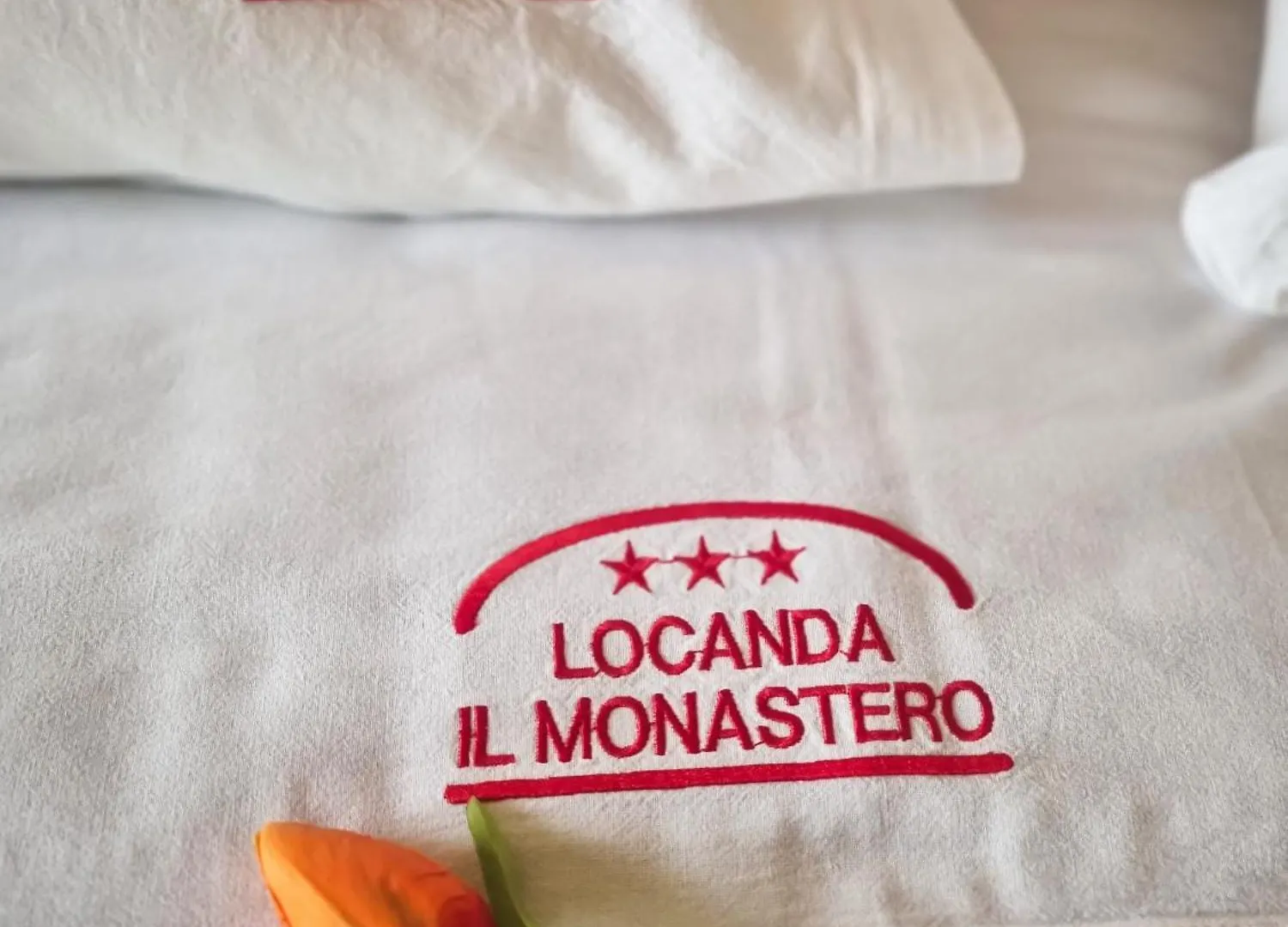 Locanda Il Monastero Ortonovo 3*,