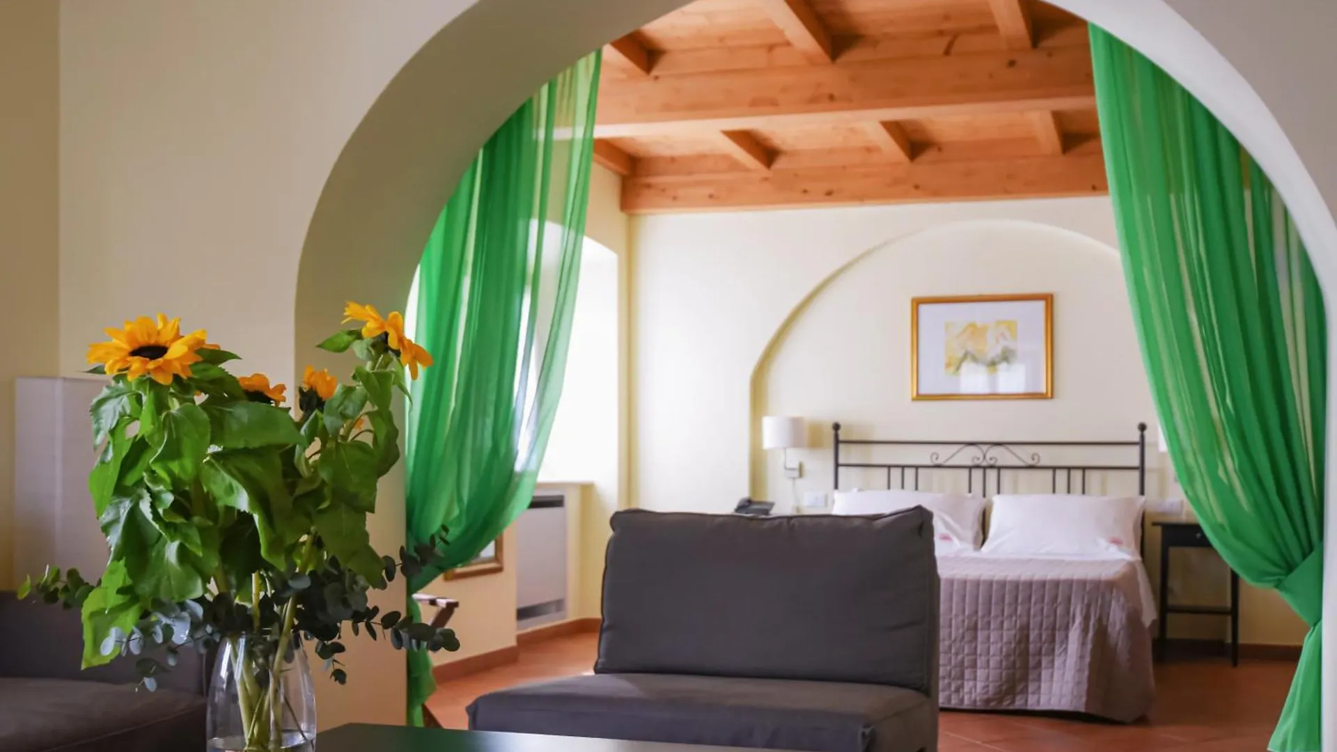 Locanda Il Monastero Ortonovo 3*,