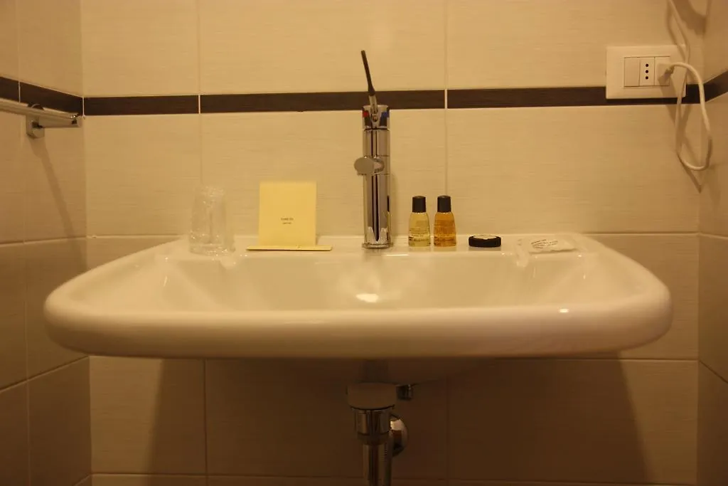 Locanda Il Monastero Ortonovo Bed & Breakfast